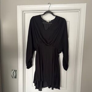 Pinch Black Polyester Dress